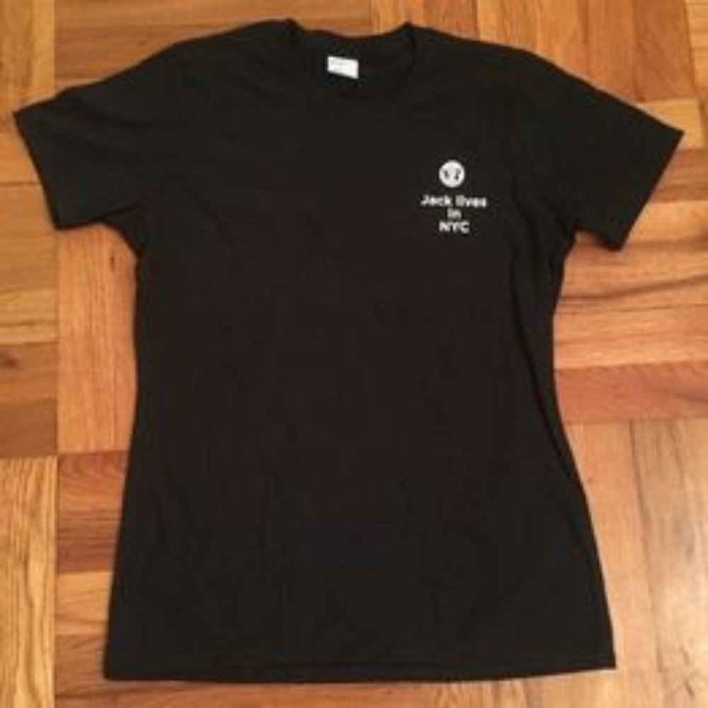 NEW! Rare Jack Daniels Whiskey Old No.7 Lives Here NYC USA America Black T-shirt - Picture 2 of 3